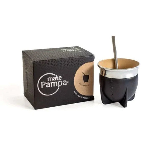 black Mate Pampa yerba mate cup with stainless steel bombilla